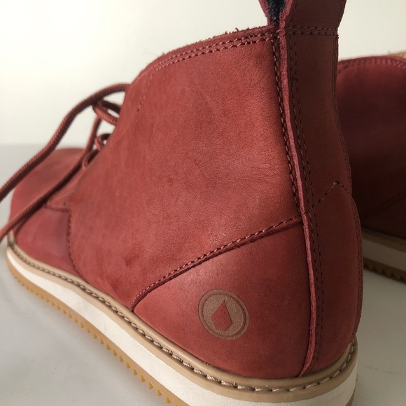 Volcom boots size 8. Never worn - Picture 5 of 5